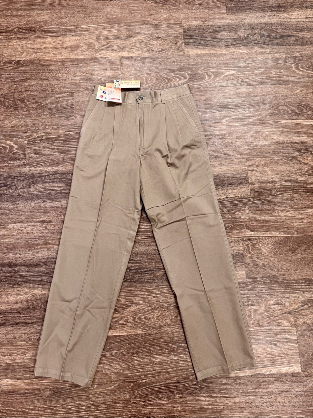 NWT Beitasiman Men's Pleated Khaki Cotton Dress Pants Size 31 Classic Fit